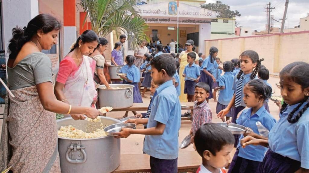 Mukhyamantri Paushtik Alpahar Yojana